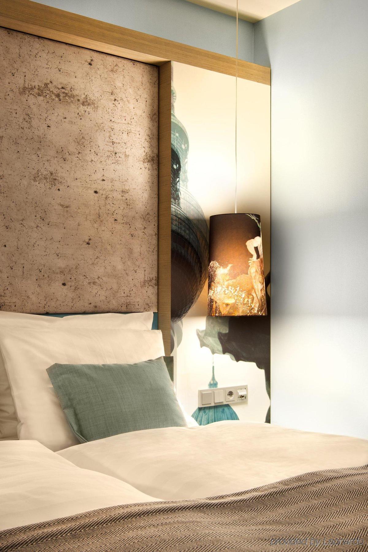Hotel Indigo Berlin-Alexanderplatz, An Ihg Hotel 객실 사진